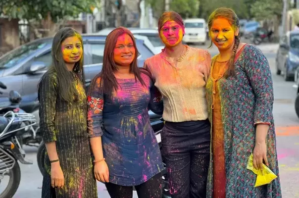 Holi 2023