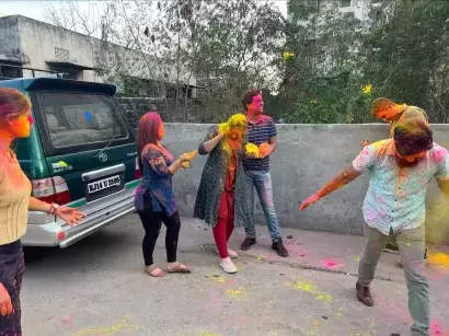 Holi 2022